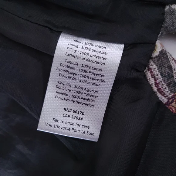 Hemant & Nandita Quilted Tapestry Studded Floral Jacket XS - Picture 8 of 10